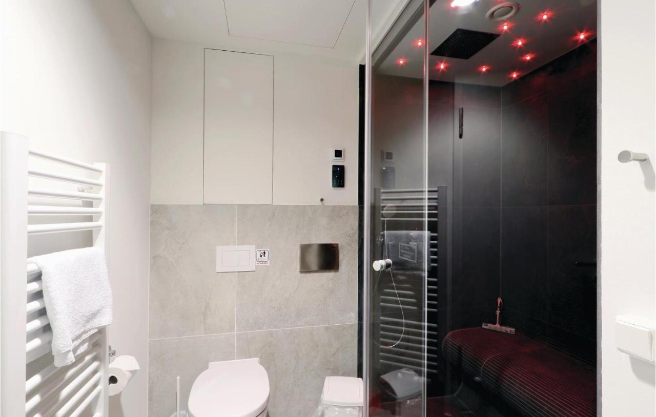 Awesome Apartment In Luebeck Travemuende With Sauna Luaran gambar